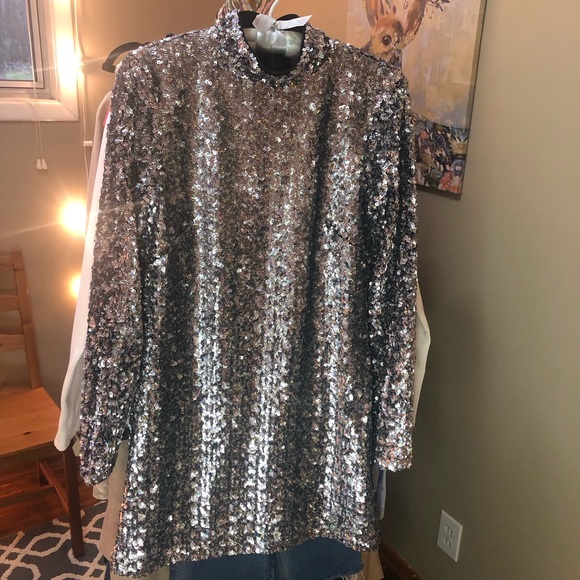 New With Tags Sequined Dress Sz 4-6 - Picture 2 of 6